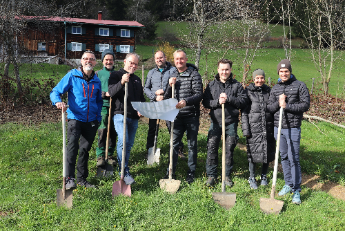 Spatenstich für die St.-Nikolaus-Kapelle in Missen-Berg
